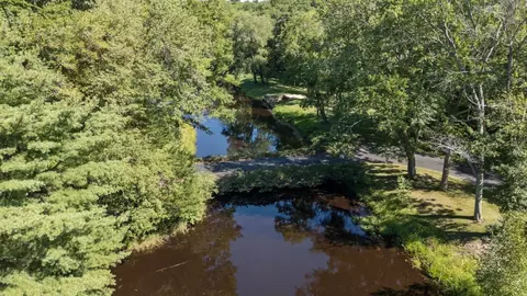 View/Area - 225 Mill St, Raynham, MA 02767 photo 9 of 15