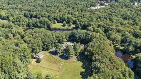 View/Area - 225 Mill St, Raynham, MA 02767 photo 10 of 15