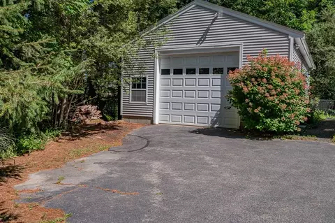 Exterior - 558 Spring St, Hanson, MA 02341 photo 4 of 13