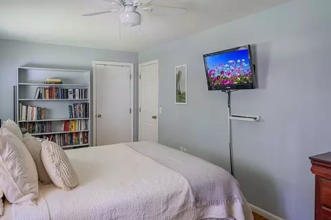 Bedroom - 558 Spring St, Hanson, MA 02341 photo 5 of 6