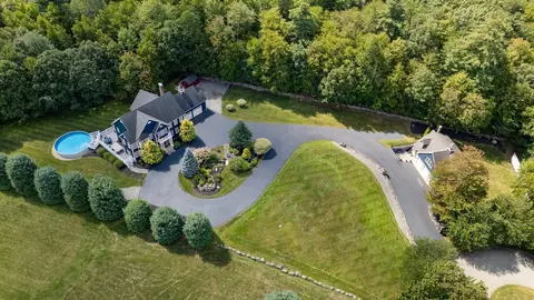 110 Old Farm Rd, Lunenburg, MA 01462