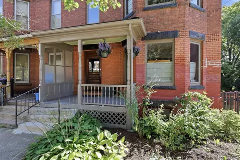 42 Clinton Ave, Holyoke, MA 01040