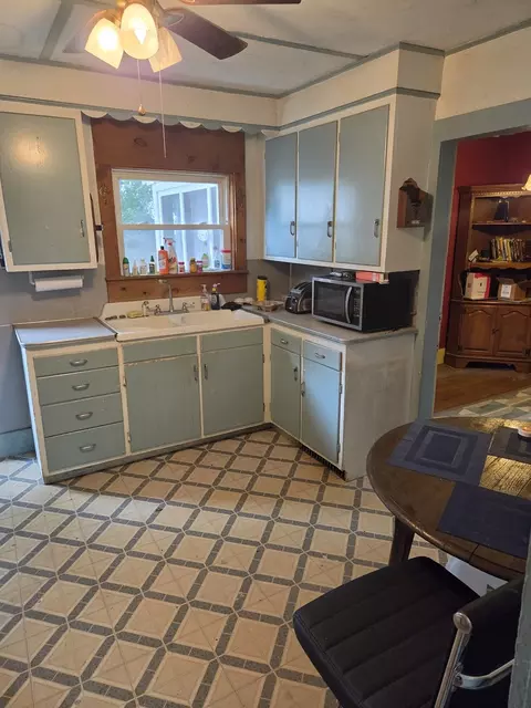 25-27 Brooks St, Maynard, MA 01754 photo 4