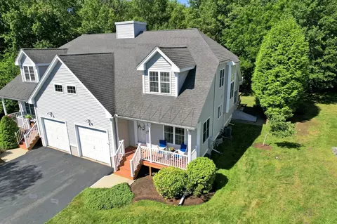 38 Maple Ter #38, Plainville, MA 02762