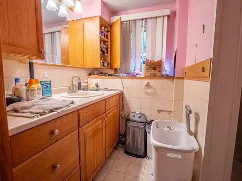 Bath - 27 State St, Randolph, MA 02368 photo 2 of 2