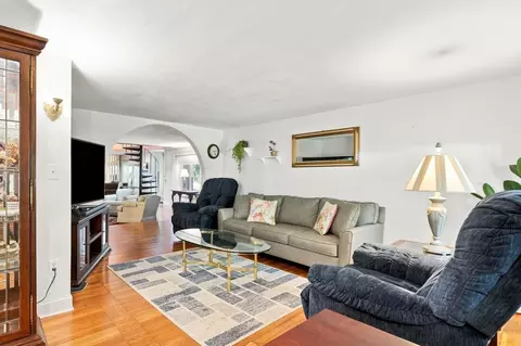 Living - 6 Ragged Hill Rd, Ware, MA 01082 photo 2 of 4