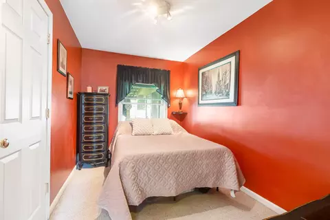 Bedroom - 5 Birch St, Bourne, MA 02532 photo 3 of 3