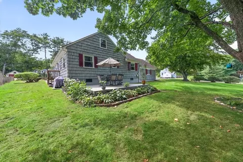 Exterior - 105 Whiting St, Hingham, MA 02043 photo 8 of 8
