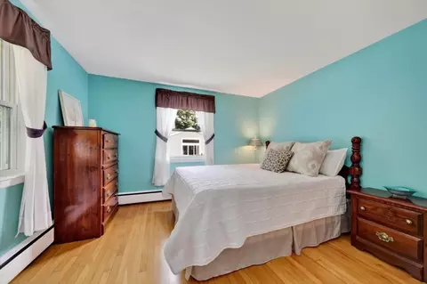 Bedroom - 105 Whiting St, Hingham, MA 02043 photo 2 of 5
