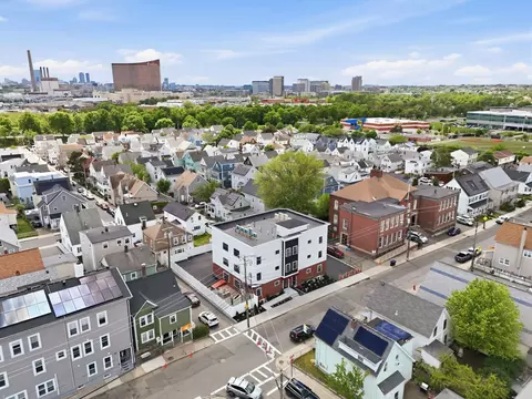 View/Area - 66 Tileston St #103, Everett, MA 02149 photo 3 of 4