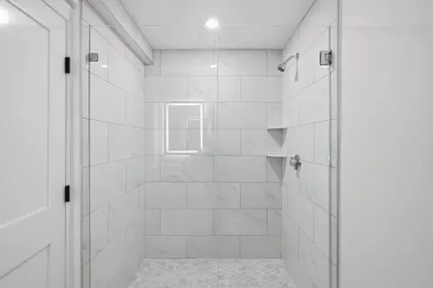 Bath - 66 Tileston St #103, Everett, MA 02149 photo 5 of 6