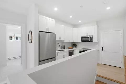 Entry Way - 66 Tileston St #103, Everett, MA 02149 photo 2 of 6