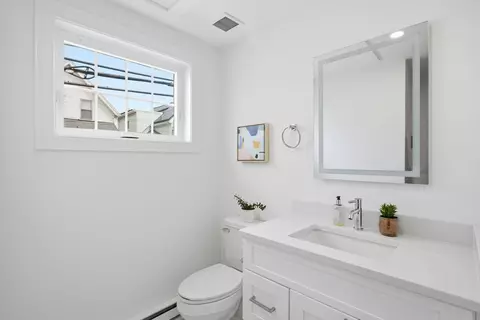 Bath - 66 Tileston St #103, Everett, MA 02149 photo 2 of 6
