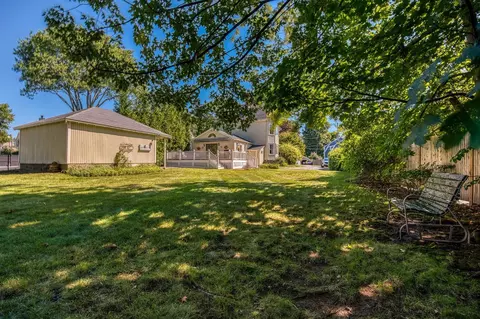Exterior - 763 Webster St, Needham, MA 02492 photo 10 of 11