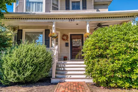 Exterior - 763 Webster St, Needham, MA 02492 photo 3 of 11
