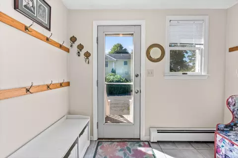 Entry Way - 763 Webster St, Needham, MA 02492 photo 2 of 3