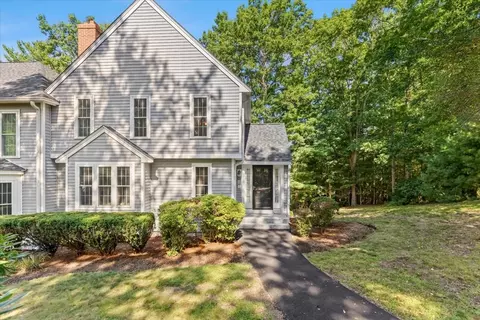 521 West St #12, Duxbury, MA 02332