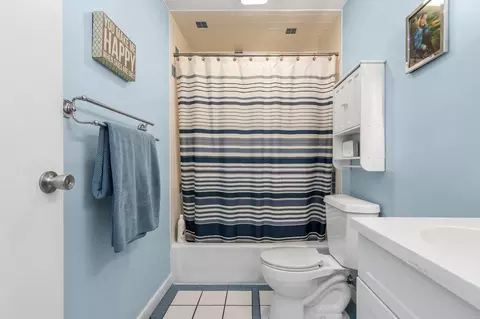 Bath - 26 Dwight Rd, Marshfield, MA 02050 photo 3 of 4