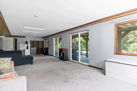 Living - 26 Dwight Rd, Marshfield, MA 02050 photo 4 of 5