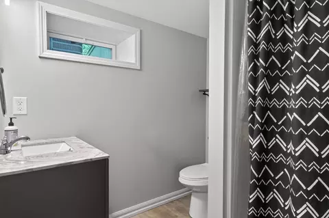 Bath - 187 Blackstone St, Mendon, MA 01756 photo 2 of 2
