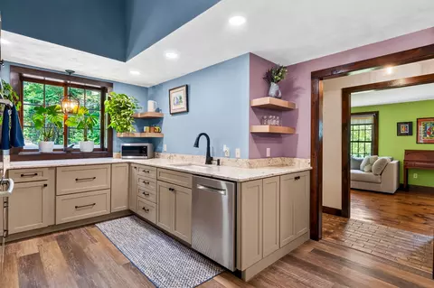 Kitchen - 187 Blackstone St, Mendon, MA 01756 photo 1 of 4