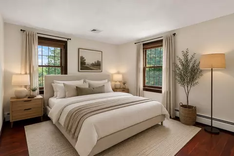 Bedroom - 187 Blackstone St, Mendon, MA 01756 photo 2 of 3