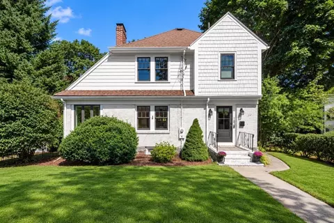 183 Lagrange St, West Roxbury, MA 02132