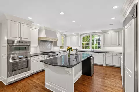 Kitchen - 97 Arnold Rd, Wellesley, MA 02481 photo 1 of 3