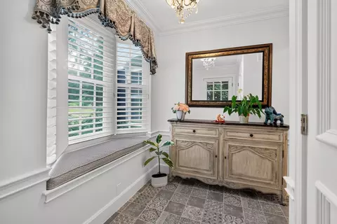 Entry Way - 97 Arnold Rd, Wellesley, MA 02481 photo 3 of 5