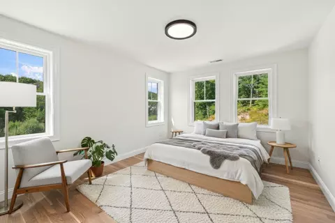 Bedroom - 2 Berthold St, Saugus, MA 01906 photo 1 of 4