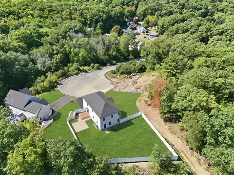 View/Area - 2 Berthold St, Saugus, MA 01906 photo 2 of 2