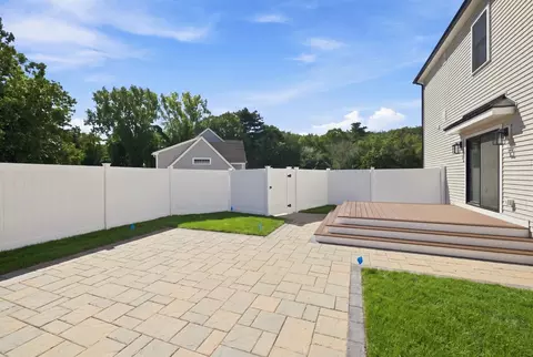 Exterior - 2 Berthold St, Saugus, MA 01906 photo 4 of 4