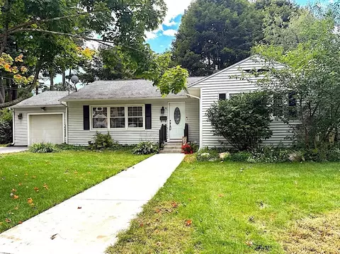 40 Atherton, Nashua, NH 03064