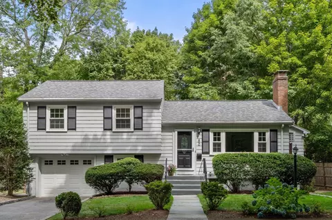 80 Wade St, Newton, MA 02461