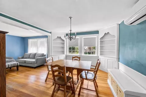 Dining - 117 Spring St, Hull, MA 02045 photo 2 of 2