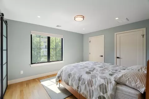 Bedroom - 32 Lantern Ln, Wellesley, MA 02481 photo 3 of 7
