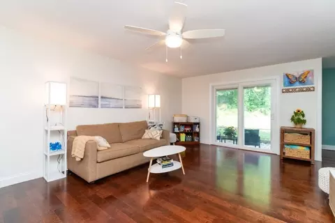 Living - 4 Beals Cove Rd #G, Hingham, MA 02043 photo 1 of 2