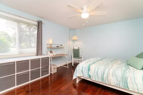 Bedroom - 4 Beals Cove Rd #G, Hingham, MA 02043 photo 1 of 3