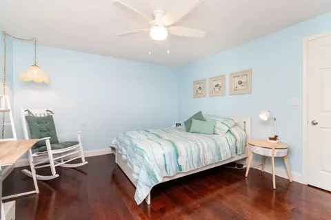 Bedroom - 4 Beals Cove Rd #G, Hingham, MA 02043 photo 2 of 3