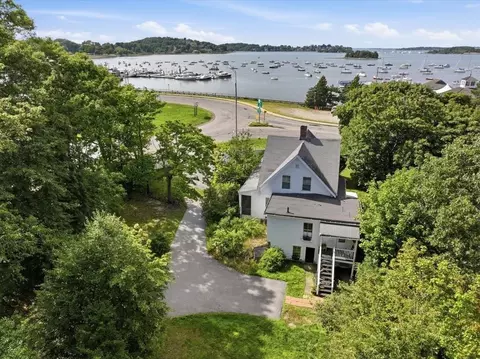 View/Area - 45 Summer St, Hingham, MA 02043 photo 2 of 5