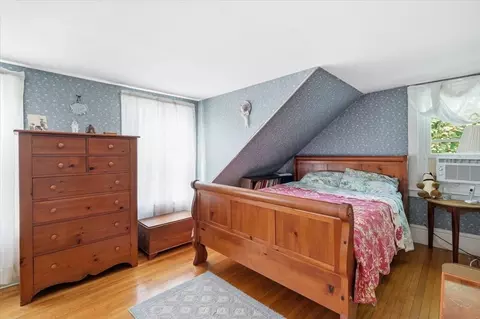 Bedroom - 45 Summer St, Hingham, MA 02043 photo 2 of 3