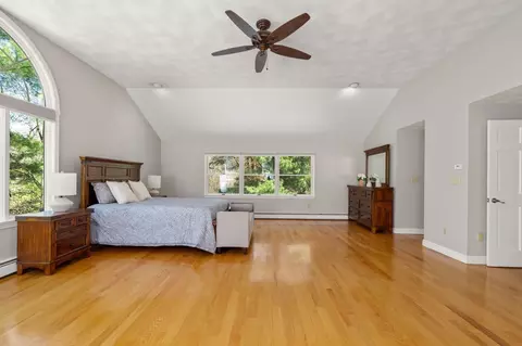 Bedroom - 19 Devonshire Rd, Middleton, MA 01949 photo 3 of 4