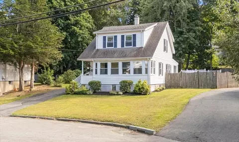 66 Edgemere Rd, Lynn, MA 01904
