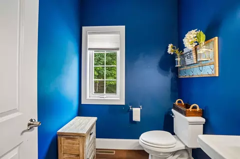 Bath - 75 Silver Fox Rd, Franklin, MA 02038 photo 1 of 8