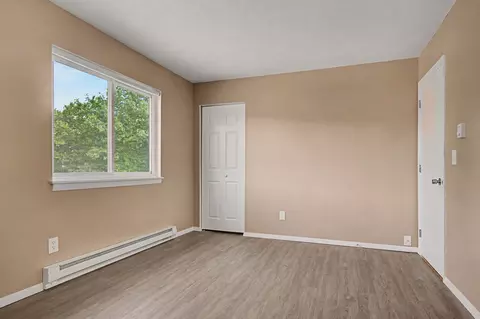 Bedroom - 170 E Hadley Rd #58, Amherst, MA 01002 photo 3 of 4