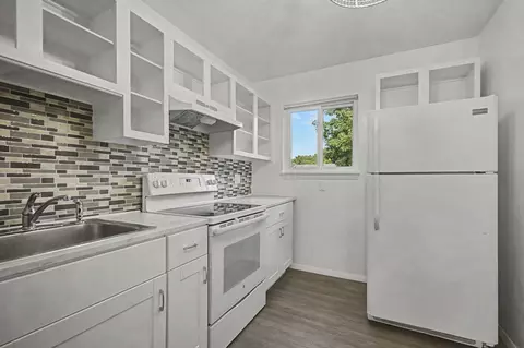 Kitchen - 170 E Hadley Rd #58, Amherst, MA 01002 photo 1 of 4