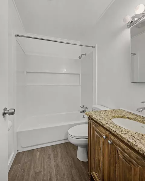 Bath - 170 E Hadley Rd #58, Amherst, MA 01002 photo 2 of 2