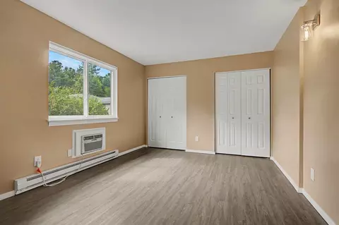 Bedroom - 170 E Hadley Rd #58, Amherst, MA 01002 photo 1 of 4