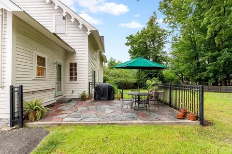 Exterior - 82 Old River Pl, Dedham, MA 02026 photo 9 of 10