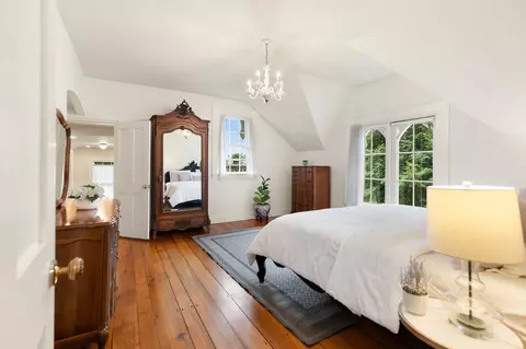 Bedroom - 82 Old River Pl, Dedham, MA 02026 photo 2 of 4